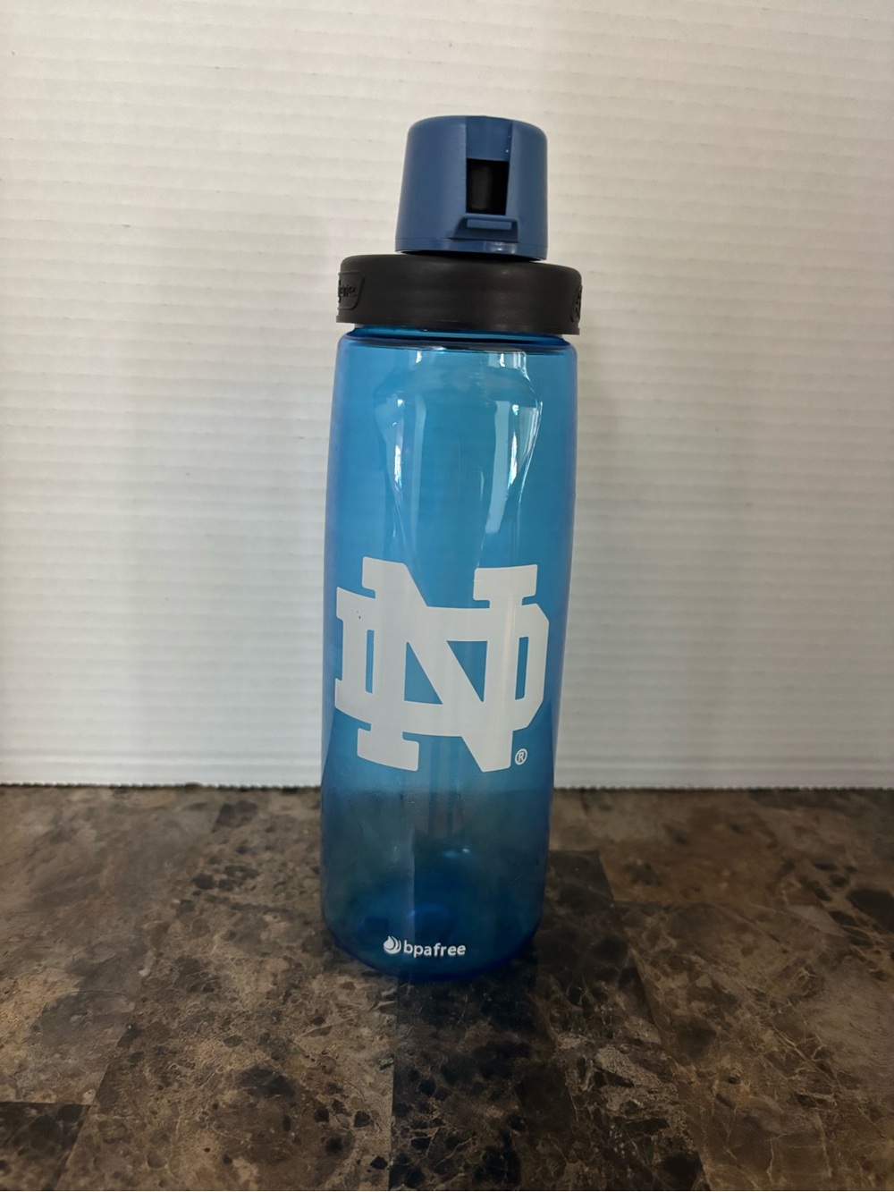 Nalgene Notre Dame Fighting Irish BPA Free Water Bottle 22 oz Blue Collegiate